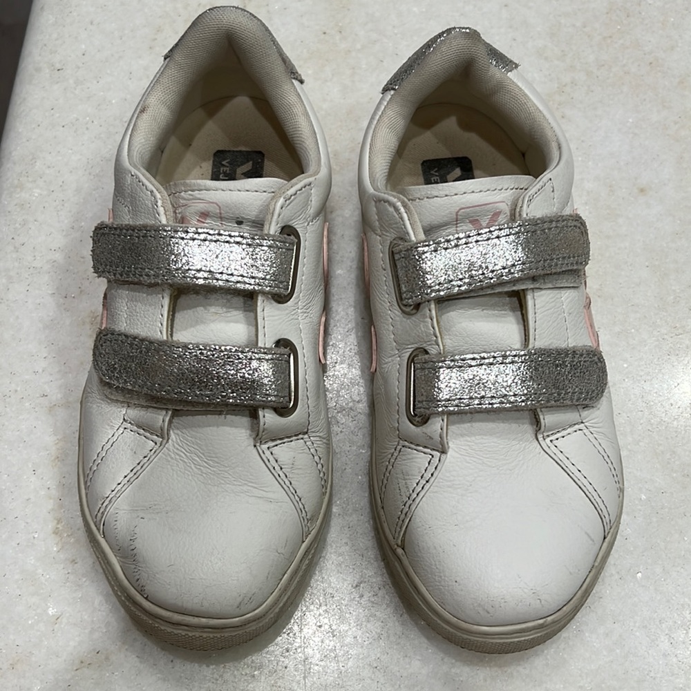 Kids veja white pink silver EUR 34 US 3